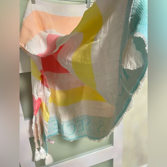 Victoria's Secret Striped Beach Towel Blanket - Picture 4 of 5